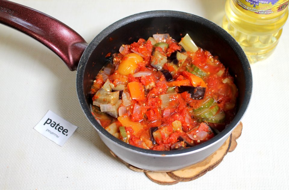 Баклажаны с огурцами в помидорной заливке на зиму - Шаг 13