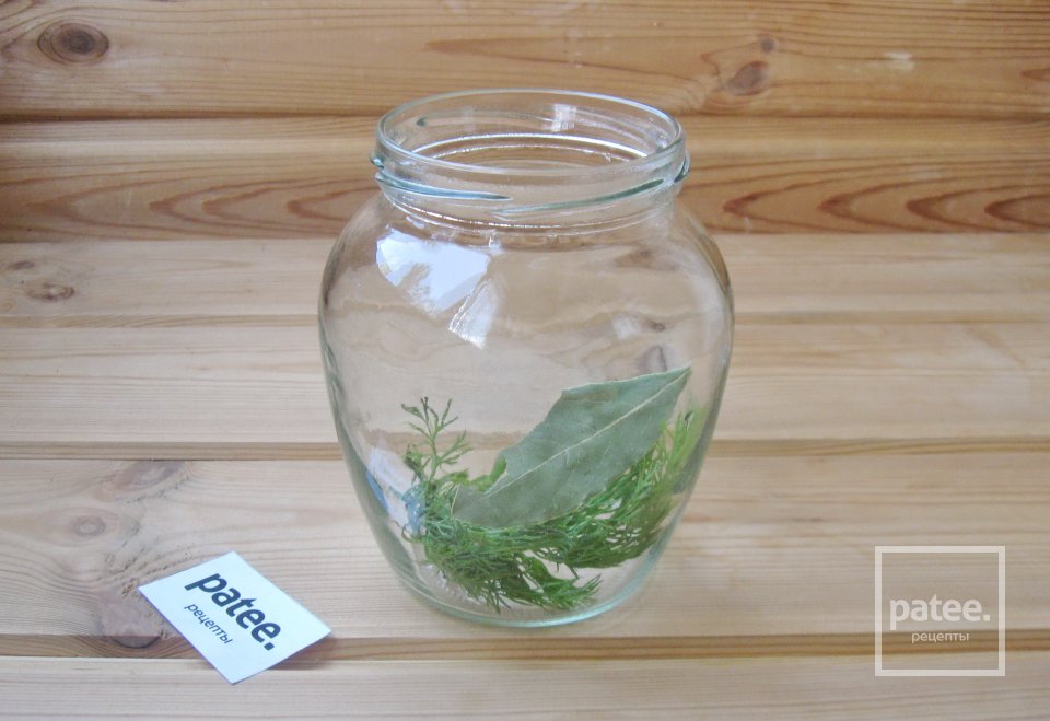 Маринованные помидоры с капустой на зиму - Шаг 3