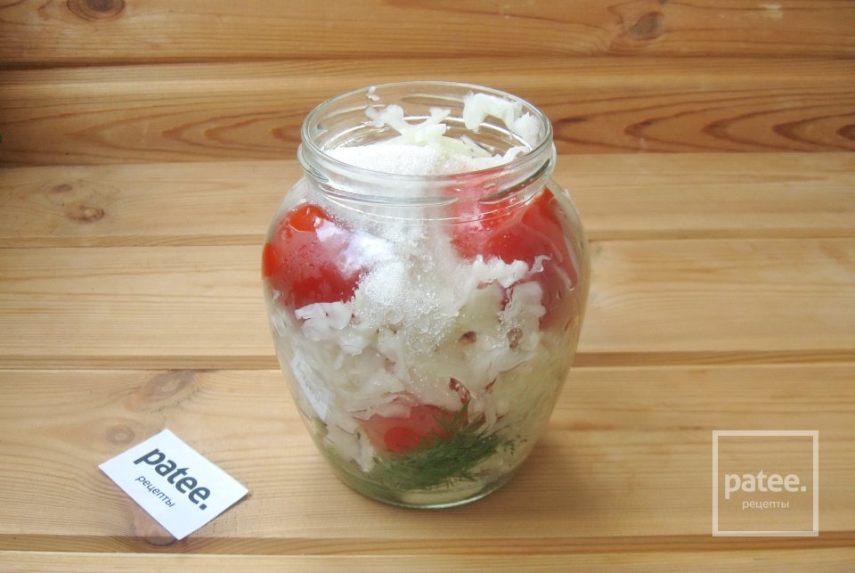 Маринованные помидоры с капустой на зиму - Шаг 8