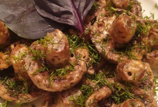 Шампиньоны в сметане