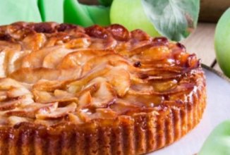 Творожная шарлотка с яблоками