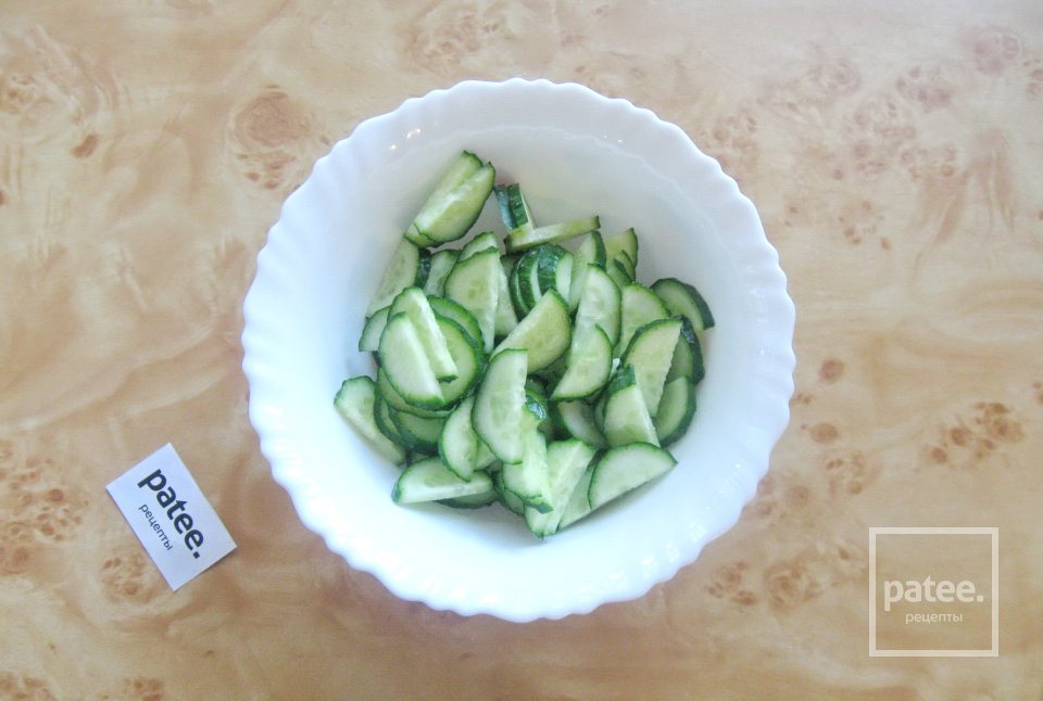 Салат из баклажанов и огурцов в томатном соусе на зиму - Шаг 3