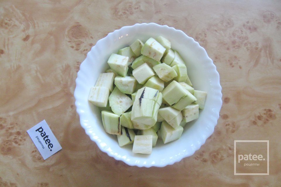 Салат из баклажанов и огурцов в томатном соусе на зиму - Шаг 5