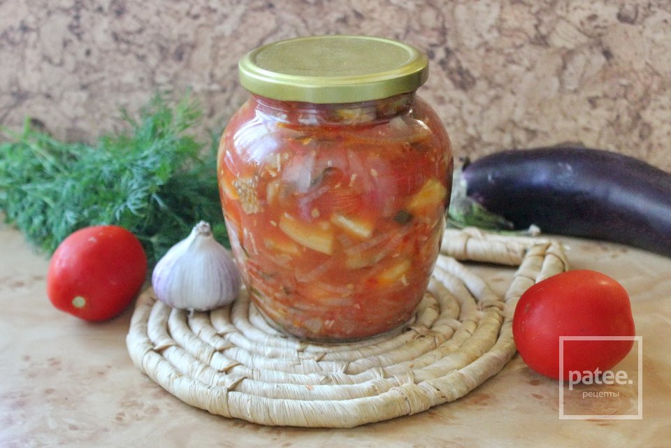 Салат из баклажанов и огурцов в томатном соусе на зиму - Шаг 14