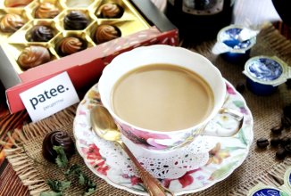 Кофе с мятой во френч-прессе