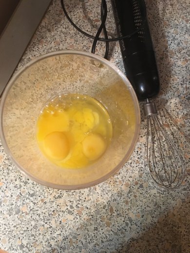 Пирог с карамелезированными яблоками - Шаг 2