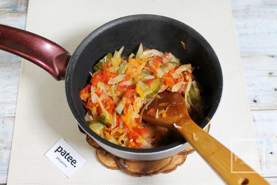 Солянка из капусты с огурцами на зиму - Шаг 11