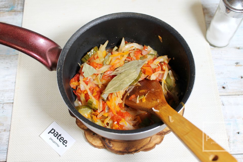 Солянка из капусты с огурцами на зиму - Шаг 12