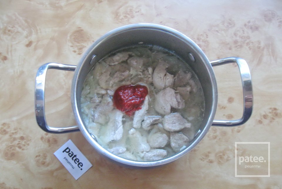 Бефстроганов из свинины со сметаной - Шаг 7