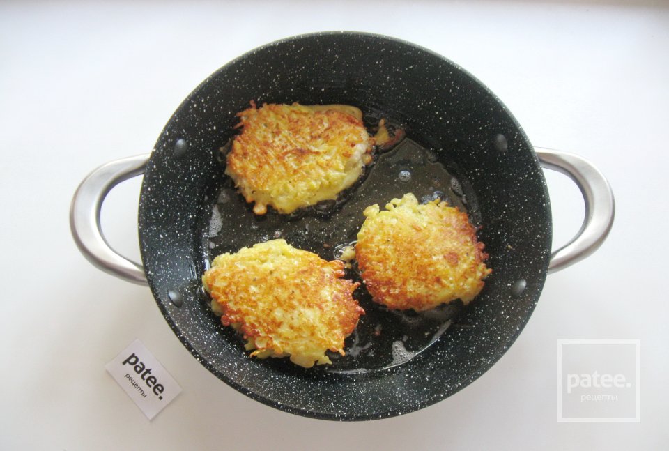 Куриная грудка в картофельной шубке - Шаг 16