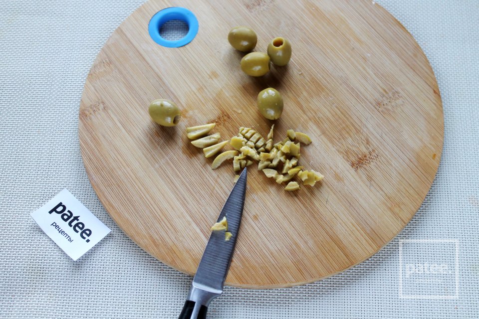 Тартар с оливками и майонезом - Шаг 4