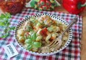Свинина с макаронами и вялеными помидорами
