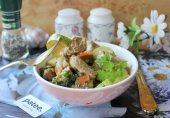 Свинина тушеная с кабачками