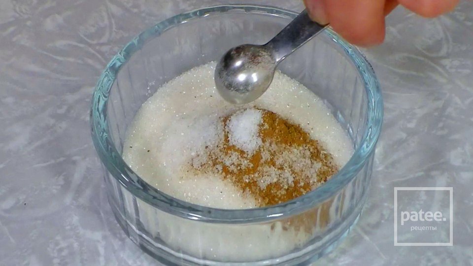 Запечённые кусочки яблок в слоеном тесте - Шаг 4