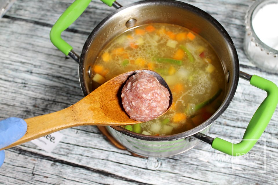 Минестроне с мясными фрикадельками - Шаг 10