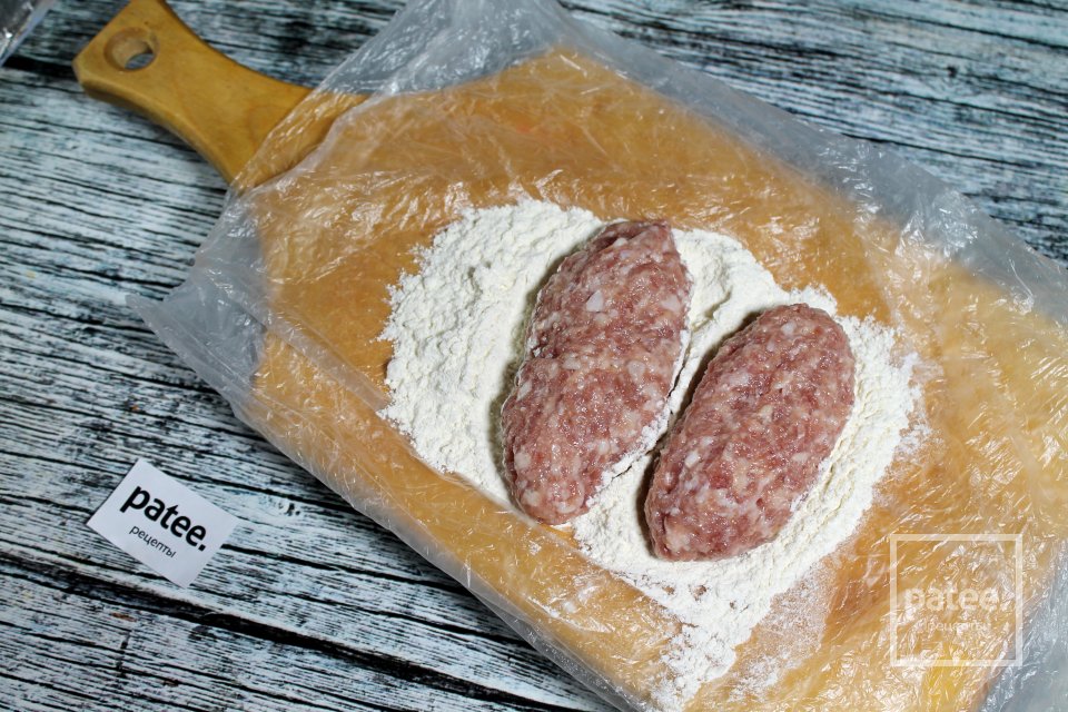 Котлеты в сметанном соусе в микроволновке - Шаг 6