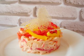 Праздничный салат «Коралловый риф»