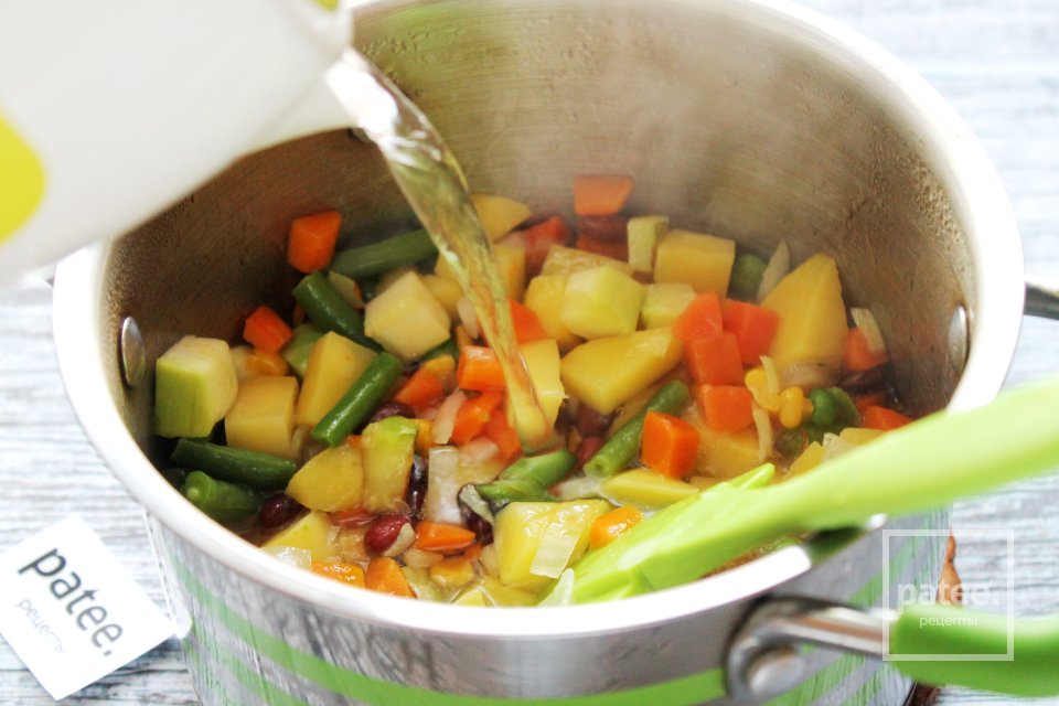 Суп минестроне с пельменями - Шаг 9