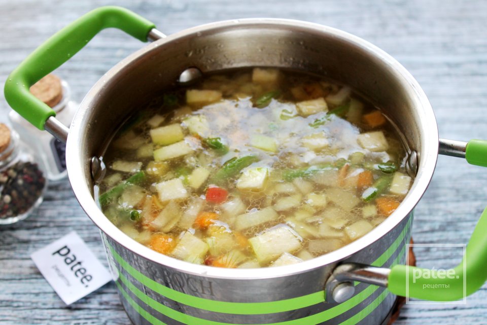 Суп минестроне с пельменями - Шаг 10