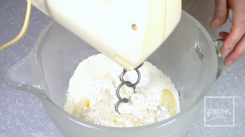 Домашние вареники с картошкой и грибами - Шаг 2