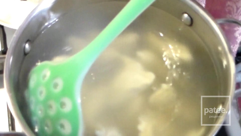 Домашние вареники с картошкой и грибами - Шаг 11