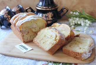 Нежный кекс с яблоками