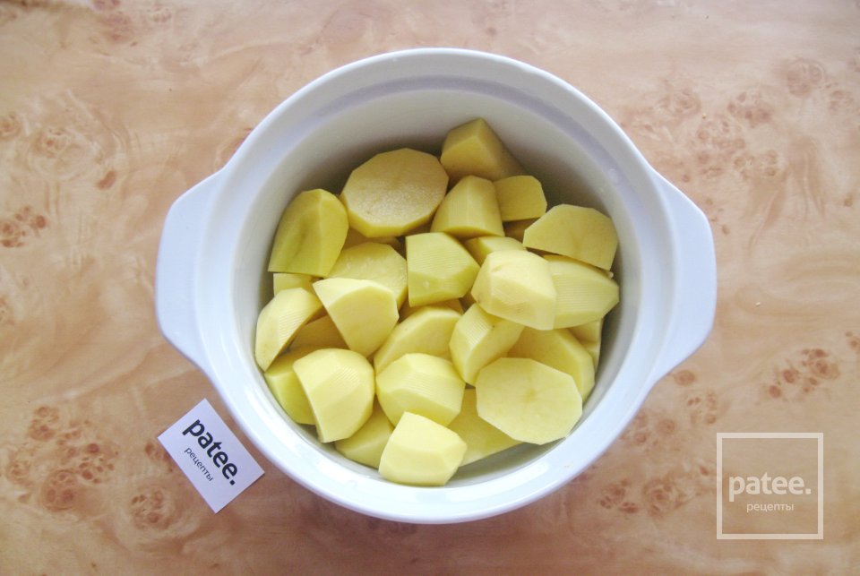 Свиные ребрышки с картофелем в духовке - Шаг 8