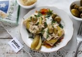 Бутерброды с печенью трески и огурцами