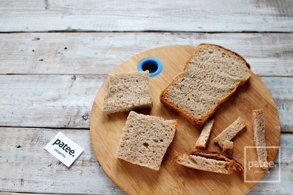 Бутерброды с печенью трески и огурцами - Шаг 2