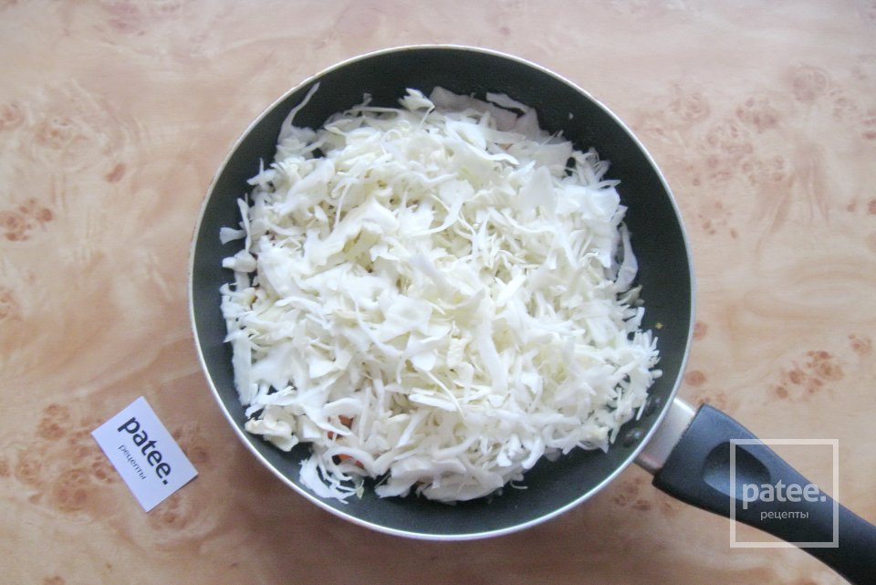 Куриный фарш с тушеной капустой - Шаг 4
