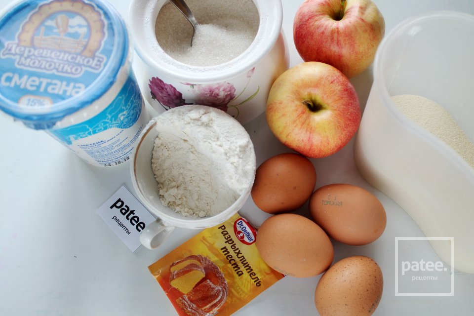 Манник с яблоками - Шаг 1