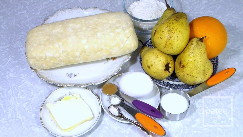 Слойки с начинкой из груш - Шаг 1