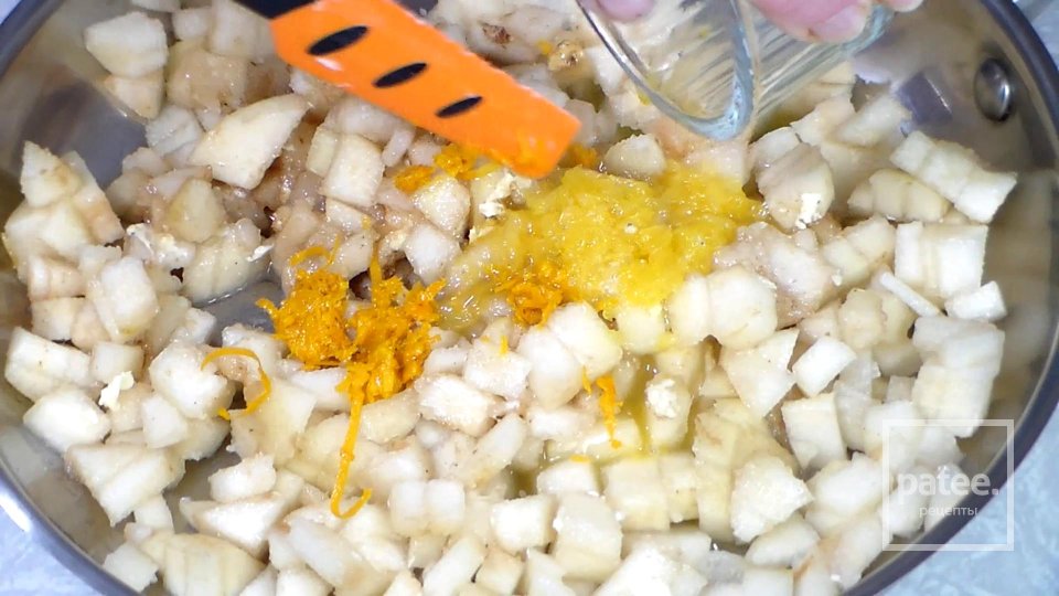 Слойки с начинкой из груш - Шаг 5