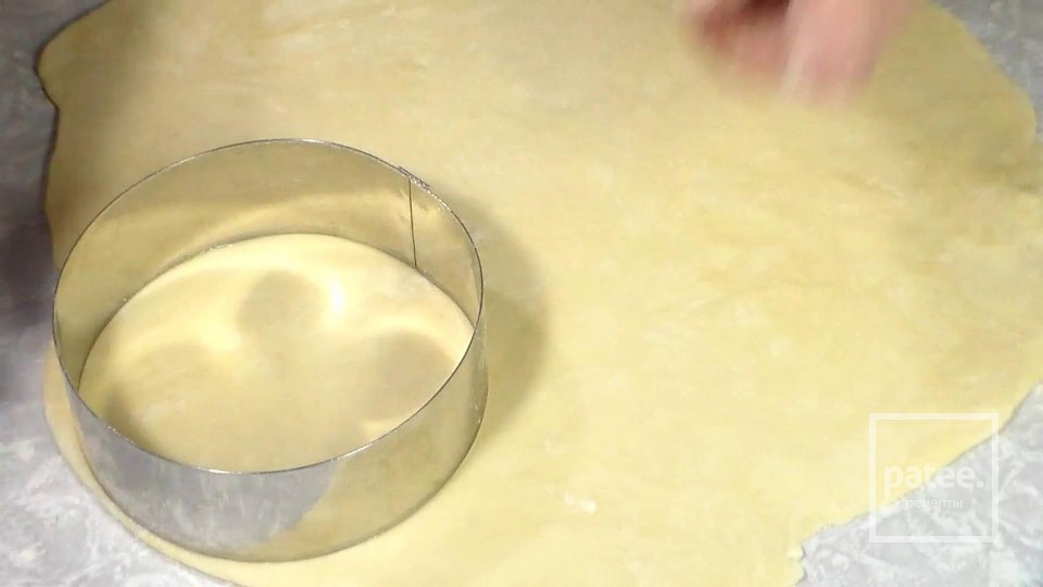 Слойки с начинкой из груш - Шаг 9