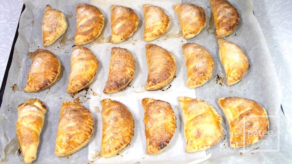 Слойки с начинкой из груш - Шаг 17