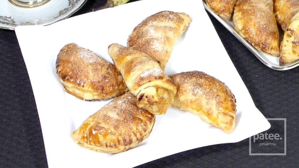 Слойки с начинкой из груш - Шаг 18