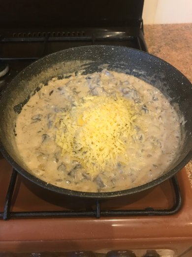 Грибы в сливочном соусе - Шаг 5