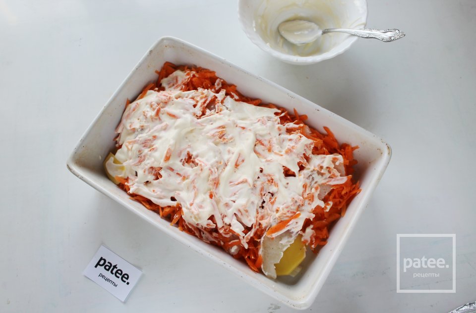 Треска запеченная с картошкой в сметанно-майонезной заливке - Шаг 12