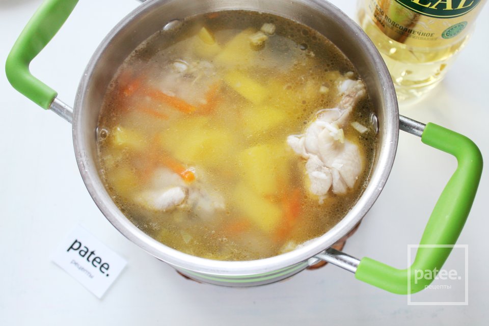 Рассольник с куриными крыльями и рисом - Шаг 12