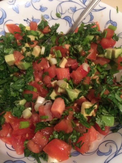 Салат с авокадо и томатами - Шаг 2