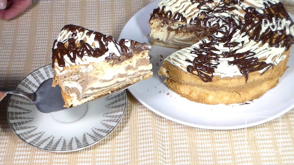 Бисквитный пирог "Зебра" с шоколадом - Шаг 17