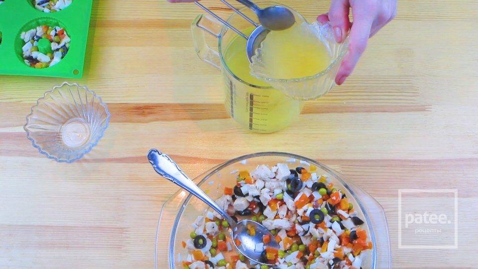 Заливное из курицы - Шаг 4