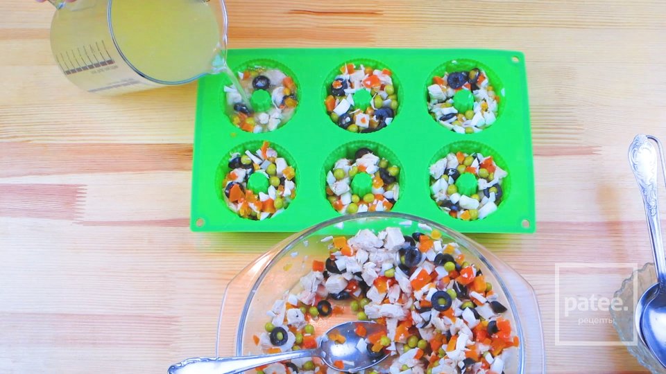 Заливное из курицы - Шаг 5