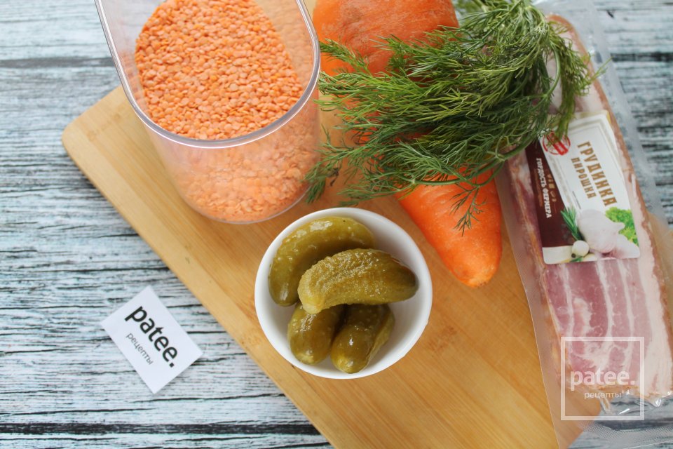 Салат с чечевицей, морковью и копчёной грудинкой - Шаг 1