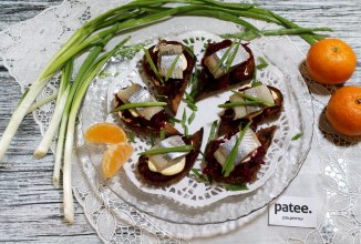 Тосты "селедка под шубой"