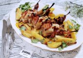 Фаршированные перепела с картофелем в духовке