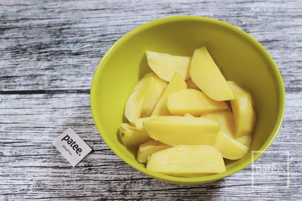 Фаршированные перепела с картофелем в духовке - Шаг 5