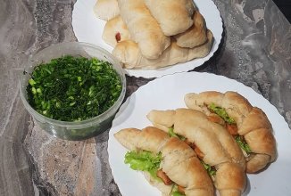 Круассан с курицей