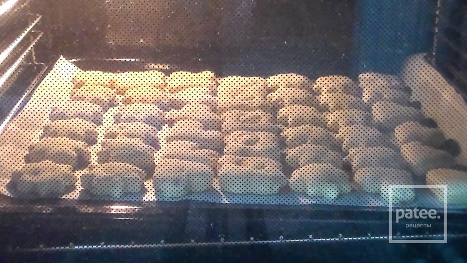 Творожное печенье с изюмом - Шаг 9