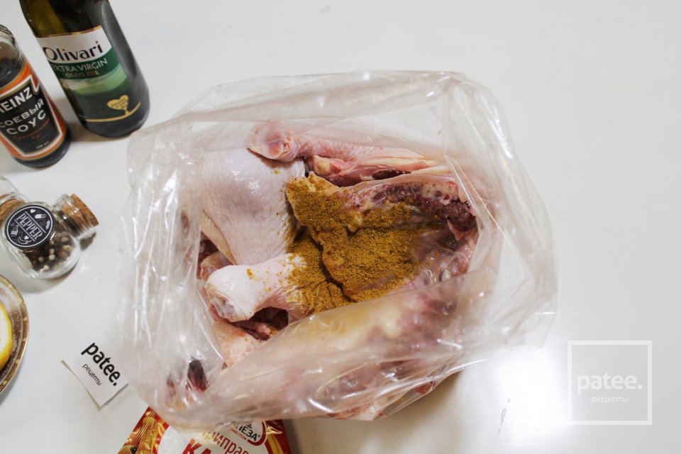 Куриные окорочка, запеченные в рукаве в духовке - Шаг 3